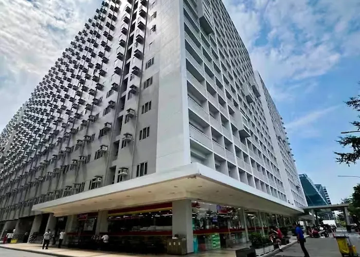 Отель Sly Staycation At Shore Residences Mall Of