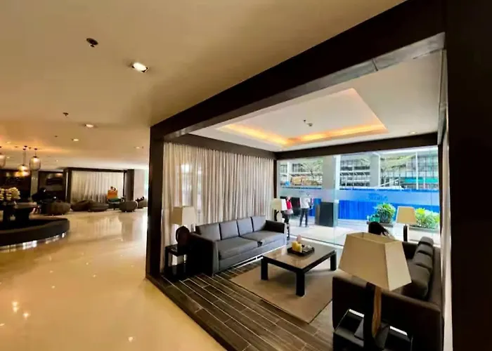 Отель Sly Staycation At Shore Residences Mall Of
